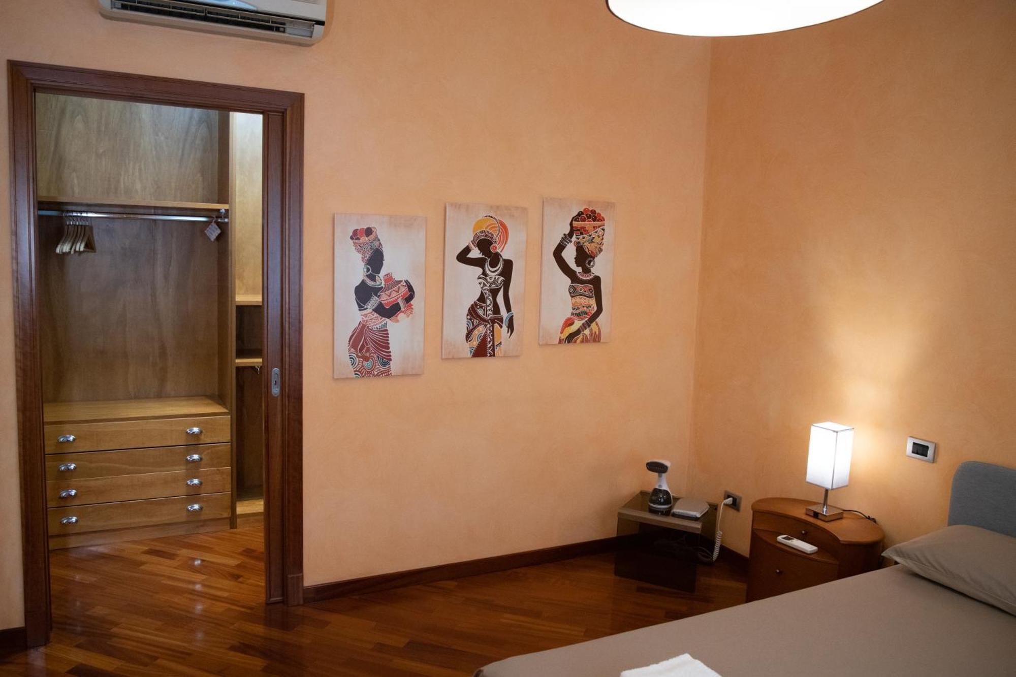 Holiday House Sabina Napoli Ngoại thất bức ảnh