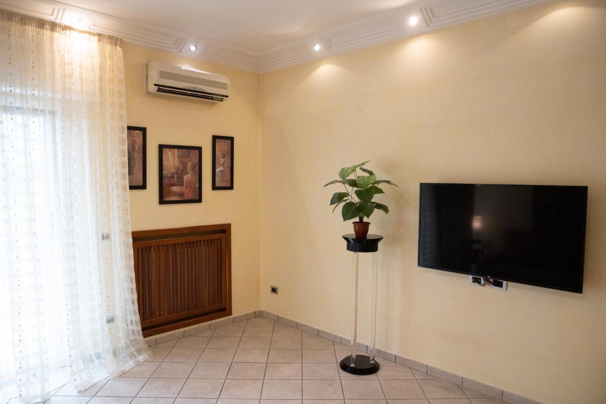 Holiday House Sabina Napoli Ngoại thất bức ảnh